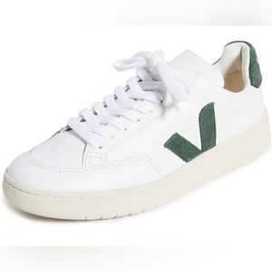 Womens white leather, green suede vejas. Size Eur 37/US 6.